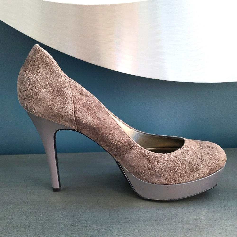 Womens Brown winter heels size 9.5